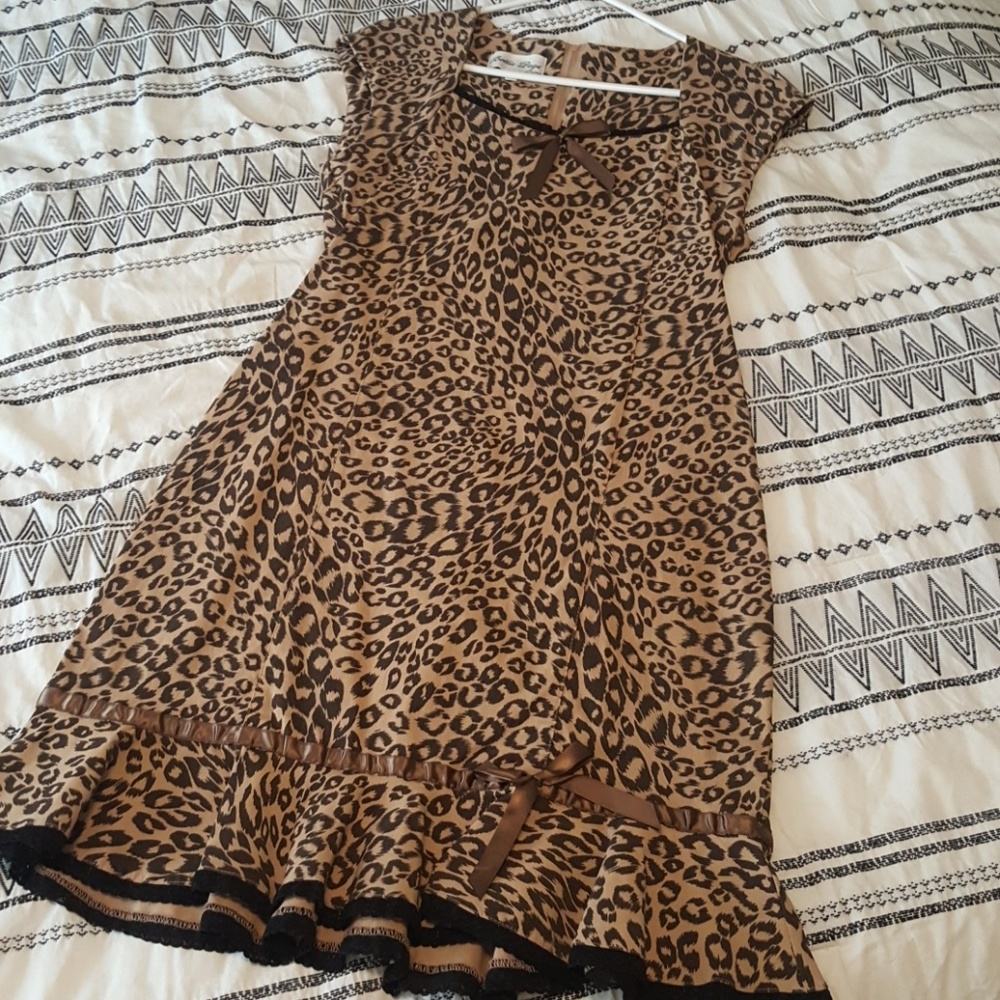 Pin-up style dress